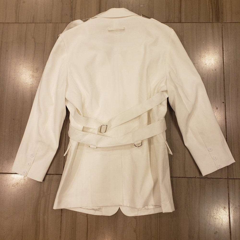 White blazer - Picture 2 of 2